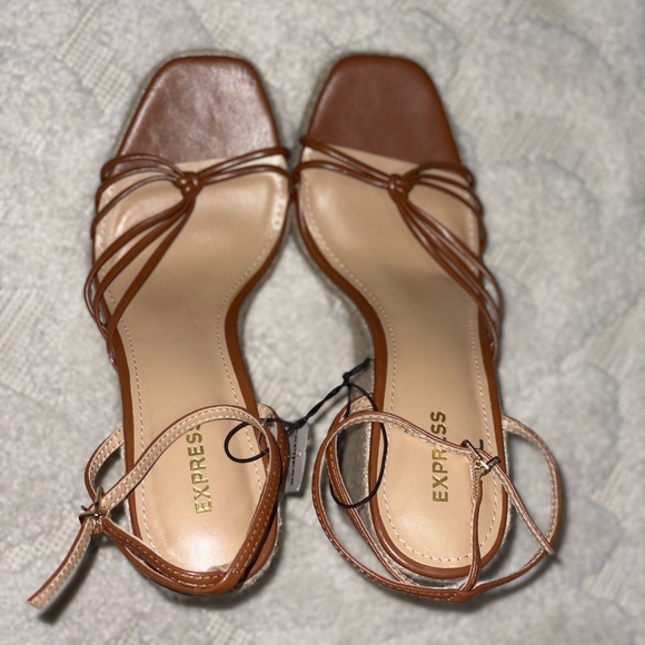 Strappy Wedge Square Toe Sandals - Picture 12 of 14